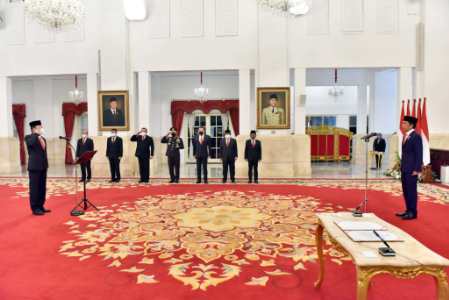 Mantan Wakajati Riau Dilantik Jadi Wakil Ketua KPK