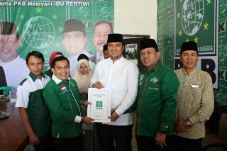 Andi Putra-Suhardiman Amby Pendaftar Pertama di PKB Kuansing