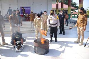 Kapolres Siak Musnahkan Barang Bukti Narkoba Hasil Tangkapan