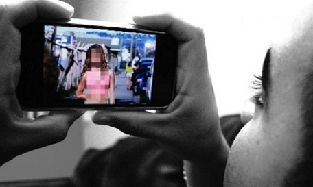 Bahaya Menonton Video Porno di Perangkat Smartphone