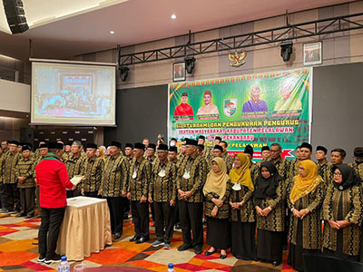 Ratusan Masyarakat Pelalawan Gelar Silaturahmi, Bupati Pelalawan Kukuhkan  IMKP Pekanbaru