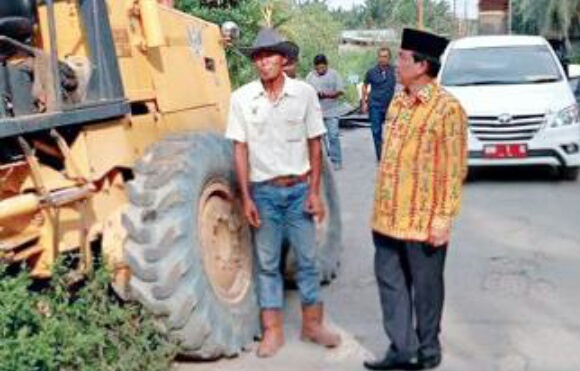 Bupati Inhil Risau dengan Kondisi Jalan di Inhil 