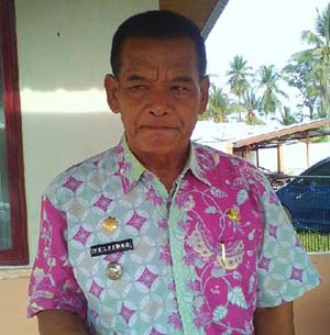  Camat Kuantan Hilir Ajak Kades dan Masyarakat Mengontrol Penggunaan Internet Desa