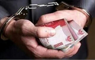 Peras Pengusaha Ayam 100 jt, Tiga Oknum Kades di Kampar Kena OTT 