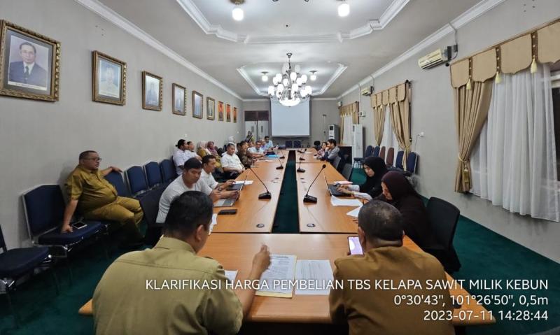 Tindaklanjuti Temuan Harga Sawit Di Bawah Kesepakatan, Ini Hasil Pertemuan Disbun Riau dengan PKS