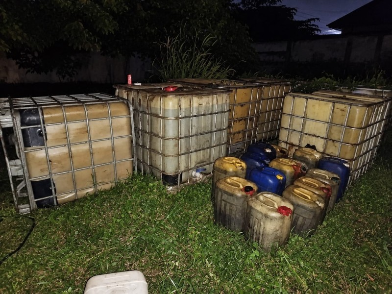 Gudang di Tenayan Raya Jadi Tempat Timbun Solar Subsidi, Polisi Sita Ribuan Liter Bio Solar