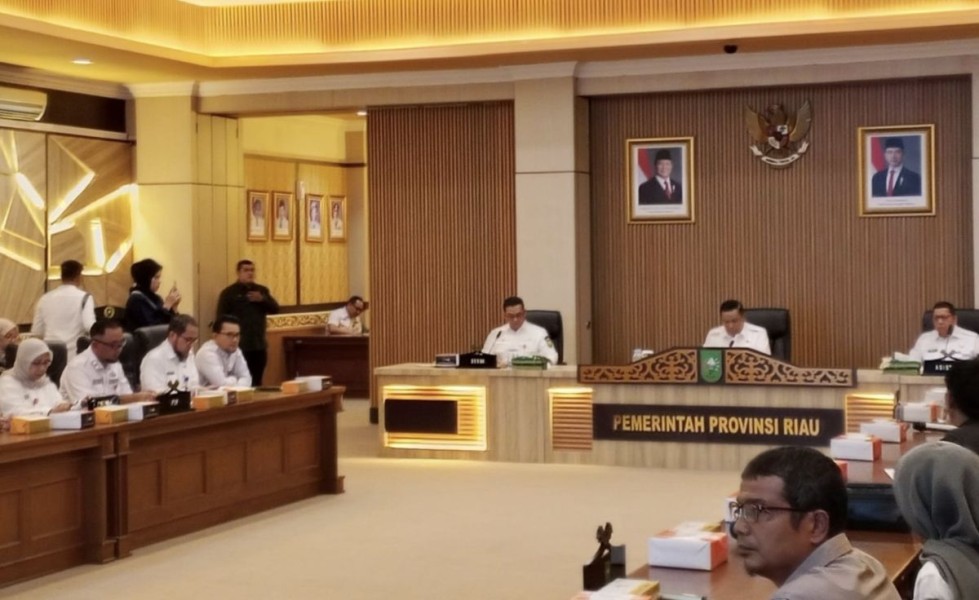 Antisipasi Kepadatan Jalan Soebrantas, Pemprov Riau Siapkan Pelebaran dan Prototipe Jalur