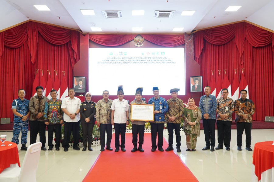 Polda Riau Bersama Menteri P2MI Deklarasi Perang terhadap TPPO