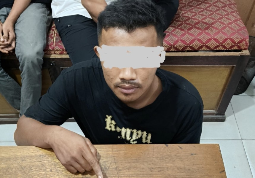 Dari Informasi Warga, Polisi Tangkap Pengedar Sabu di Pelalawan