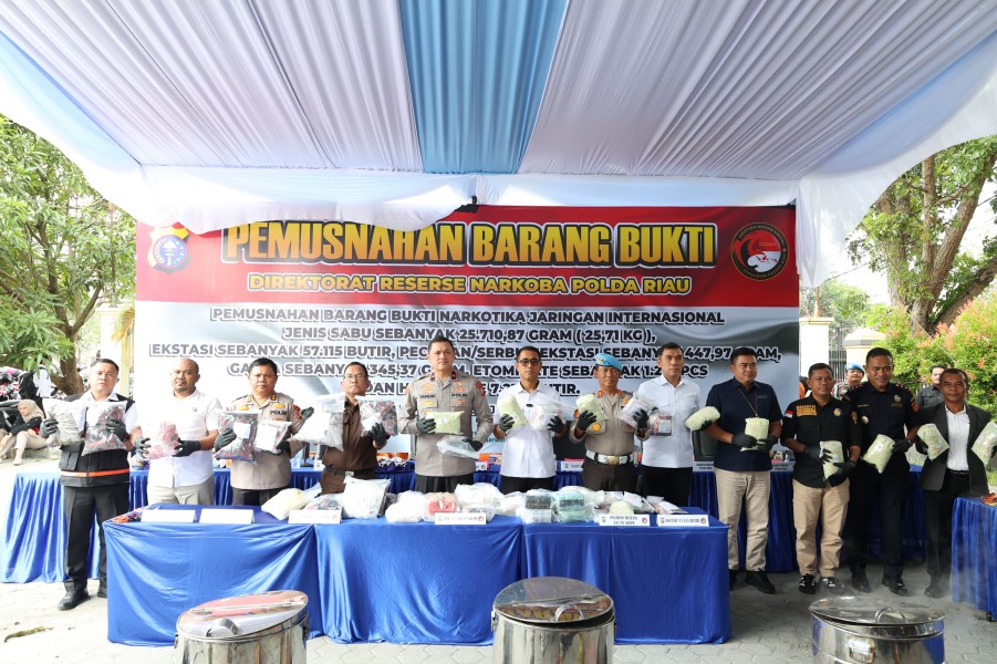 Polda Riau Musnahkan Narkoba Senilai Rp69,7 Miliar, Klaim Selamatkan 196 Ribu Jiwa