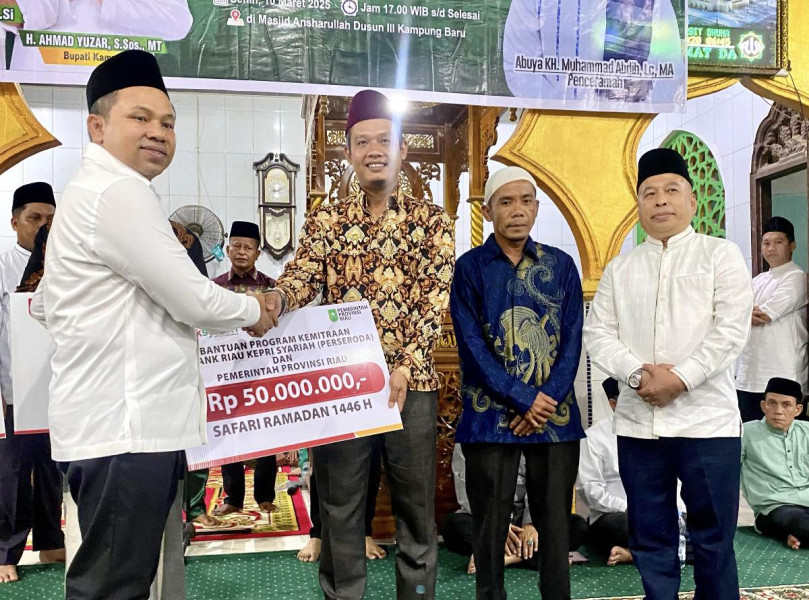 Safari Ramadhan di Kampar, BRK Syariah Salurkan Program CSR ke Masjid Al Muttaqin