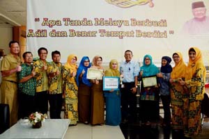 Perpustakaan SMA Cendana Duri Masuk 3 Besar Nasional