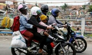 Ruas Jalan ke Inhil Rusak Parah, Pemudik Harus Hati-hati