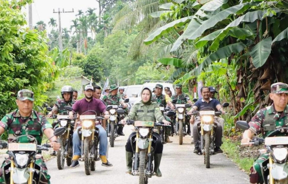 Bupati Rezita Dampingi Tim Wasev Mabes TNI Tinjau TMMD