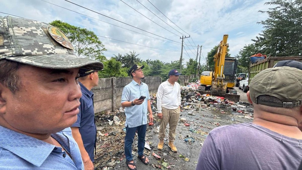 Pastikan Pekanbaru Bersih, Wako Pekanbaru Agung Nugroho Sidak TPS