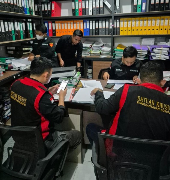 Kasus BBM Dinas 2024 Diusut, Kejari Geledah Kantor Bupati Meranti