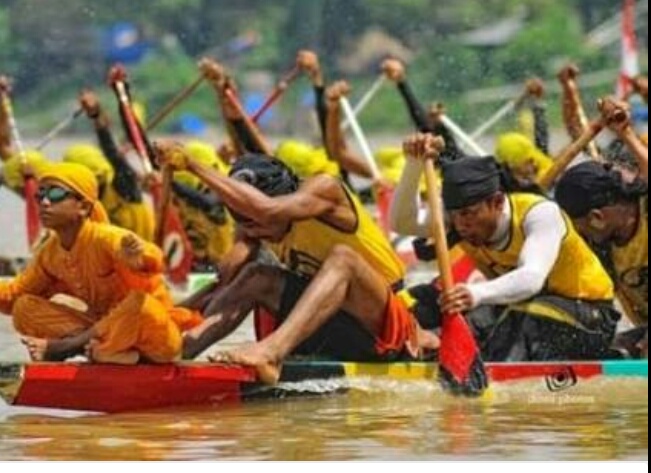 Budaya Pacu Jalur Menjadi Destinasi Wisata Riau di Kalender Event Nasional 2017