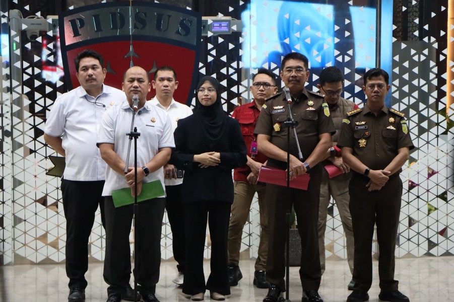Usut Korupsi Tata Kelola MBG, Jampidsus Periksa Mitra SPPG Sukabumi dan Kader KAMMI