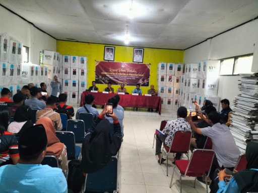 Polsek Tandun Lakukan Pengamanan Ketat Rapat Pleno Terbuka Rekapitulasi Hasil Pemilihan