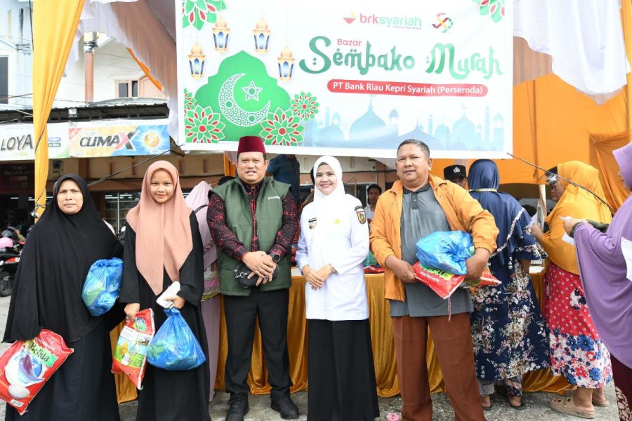 Pasar Murah BRK Syariah di Kedai Tenayan Raya Diserbu Warga