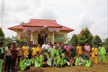 Peduli Pendidikan Masyarakat, Bupati Siak Alfedri Tinjau Pembangunan SMP Tanjung Pal