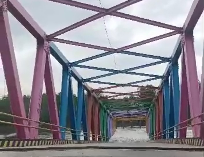 Rubuh Akses Terganggu, Pemprov Riau Segera Bangun Jembatan Panglima Sampul Meranti