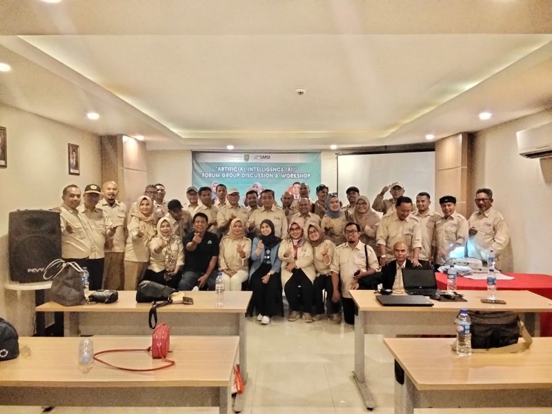Workshop dan FGD SMSI Riau di Batam, AI Membantu Pekerjaan Media, Bukan Menggantikan Pekerjaan Media