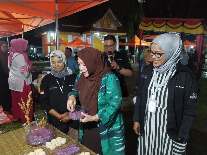 Buka Culinary Night Expo, Ketua TP PKK Kuansing dengarkan Keluhan Pelaku UMKM