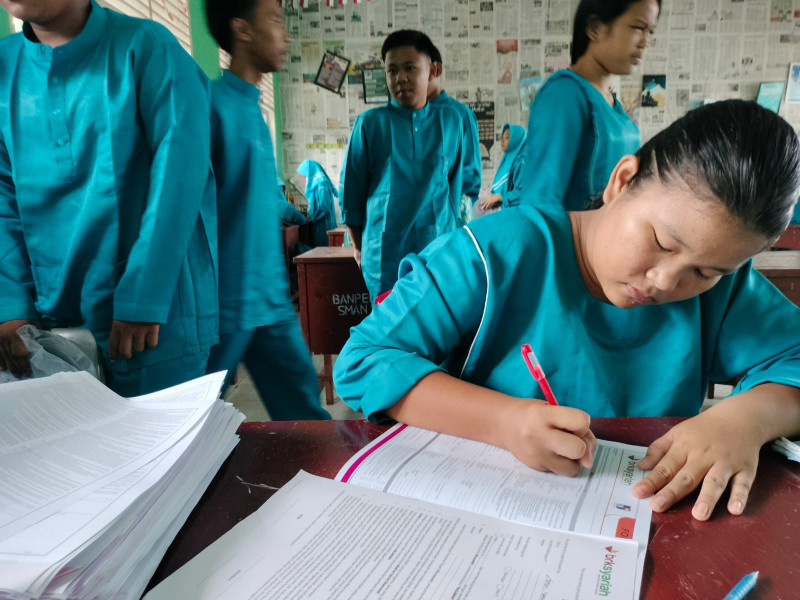 Pelajar SMAN 1 Perhentian Raja Antusias Buka Tabungan Simpel di BRK Syariah