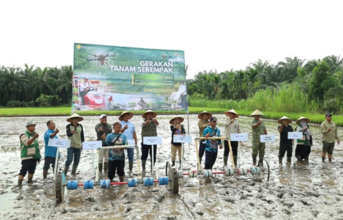 Tanam Serempak OPLAH 2025, Siak Perkuat Langkah Menuju Swasembada Pangan Nasional