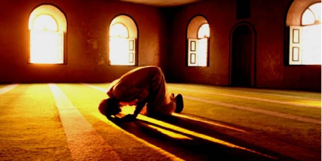 Puluhan Orang Masuk Islam di Masjid An-Nur Pekanbaru