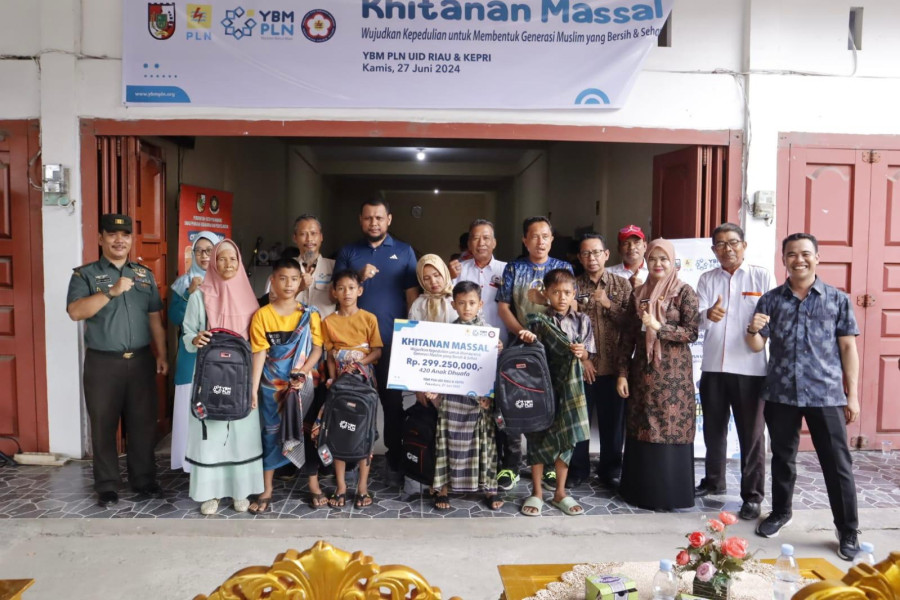 YBM PLN Gelar Khitanan Massal Gratis 420 Anak Dhuafa di Riau Kepri