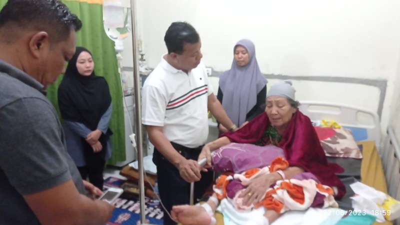 Pastikan Pelayanan Kesehatan Berlangsung Baik, Bupati Suhardiman Sidak RSUD