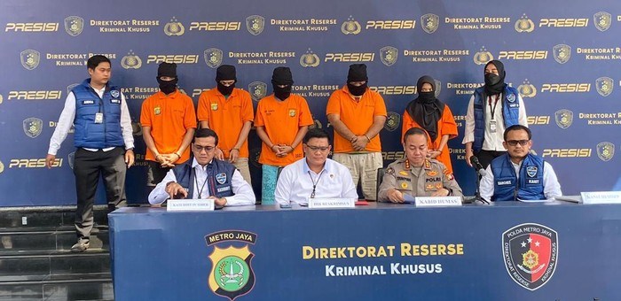 Beroperasi Sejak 2022 Polisi Kejar Pemeran Film Porno Buatan Jaksel Yang Dibintangi Artis 6992