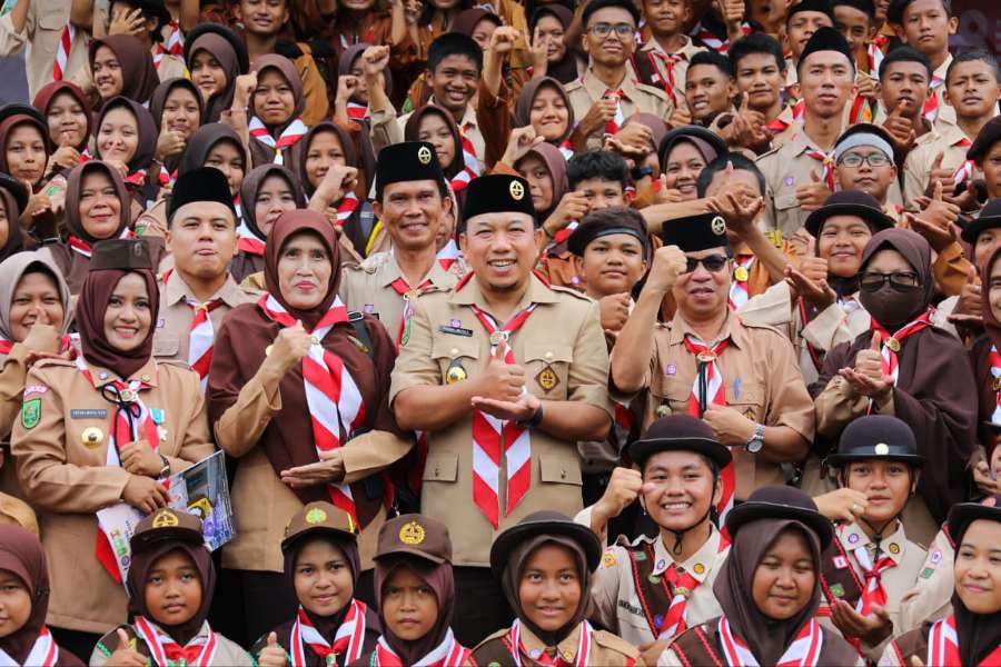 Wabup Husni Jadi Pembina Upacara Pada Hari Pramuka ke - 62 Tingkat Kabupaten Siak