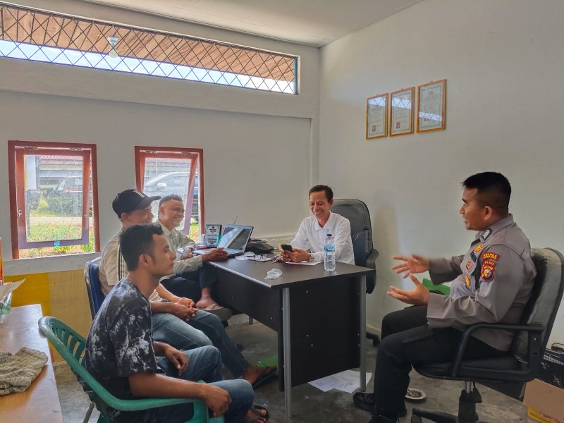 Binmas Polres Rohul Ajak Pengurus BUMDes Jaya Bersama Sukseskan Pilkada 2024