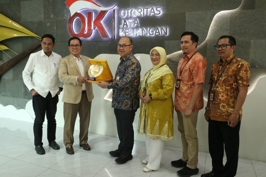 Komisi III DPRD Riau Lakukan Kunjungan Kerja ke BI dan OJK Perwakilan Riau