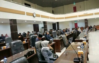 DPRD Inhil Gelar Paripurna Penyampaian LKPJ 2017 dan Usulan 6 Ranperda 2018