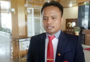 Anis Minta Nama ini 'Dicoret' Dari Pencalonan Ketua KONI Riau, Iskandar: Loh Salahnya Dimana? 