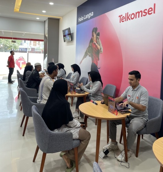 GraPARI Telkomsel Kembali Beroperasi Penuh di Wilayah Terdampak Bencana di Aceh dan Sumut