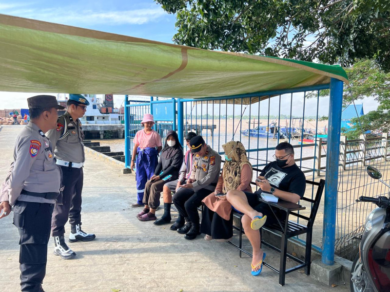 Jelang Pilkada, Ini Pesan Penting Polisi kepada Masyarakat Pelabuhan Enok Tembilahan