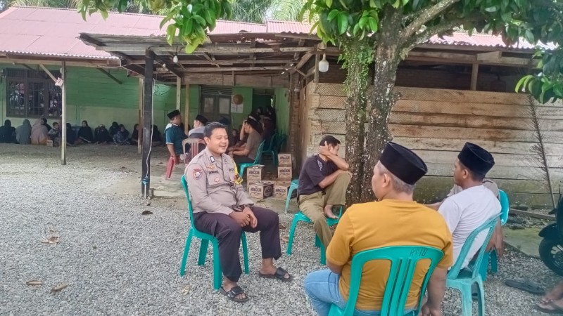Sambangi Desa Kota Baru, Polsek Kunto Darussalam Ingatkan Masyarakat Tidak Termakan Informasi Hoax