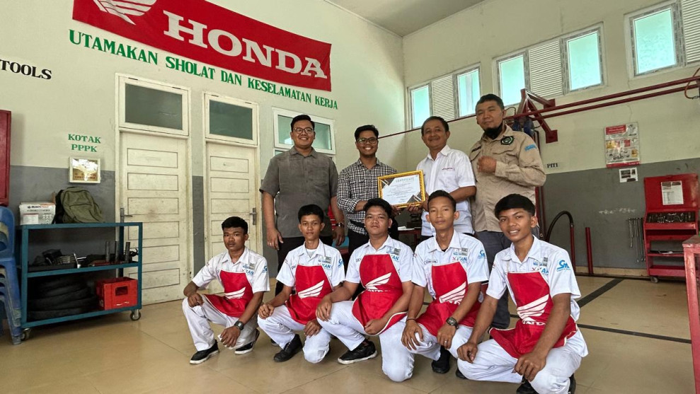 Capella Honda Ajak Jurnalis Pada Kegiatan Skena Garage ke SMKN 5 Pekanbaru