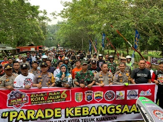 Sambut Pelantikan Presiden, Kapolres Kuansing Gelar Parade Kebangsaan 