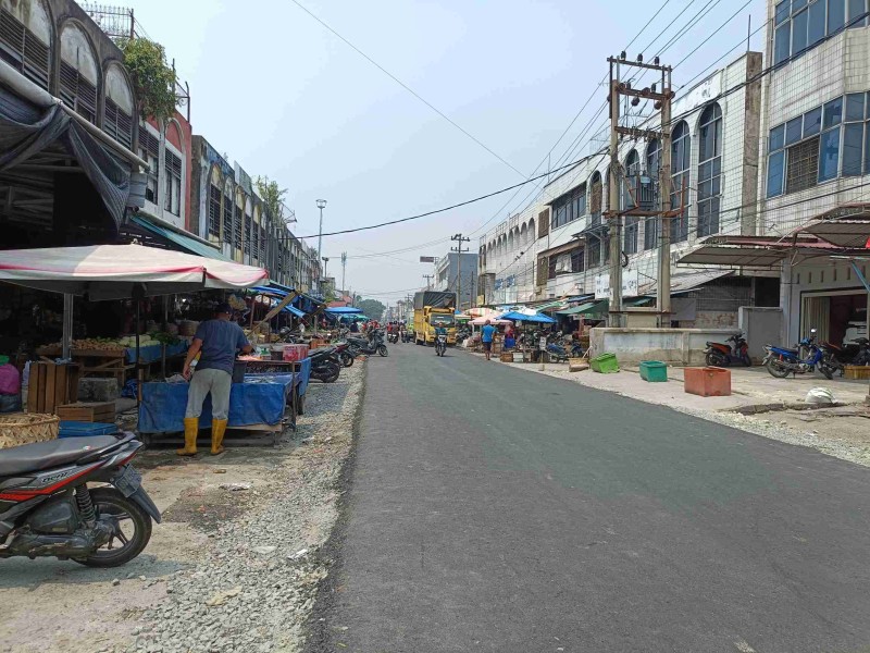 Bangun Bahu Jalan Teratai, Pemko Pekanbaru Akan Relokasi Pedagang ke Pasar Higienis
