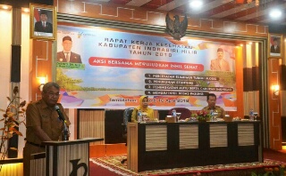 Asisten Pemerintahan dan Kesejahteraan Rakyat Setda Inhil Buka Rakerkes 2018