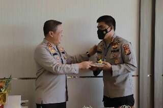 HUT Ke-70 Humas Polri, Kapolda Riau: Terus Berkarya dan Tingkatkan Kualitas