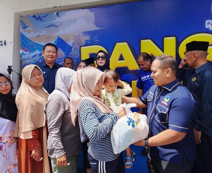 HUT ke-14, NasDem Riau Bagikan 400 Paket Sembako untuk Masyarakat