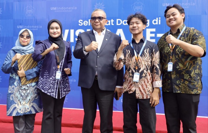 Persaingan Makin Ketat, Wamenaker: Industri Kini Tak Lagi Hanya Tanyakan Ijazah, tapi juga Kompetensi