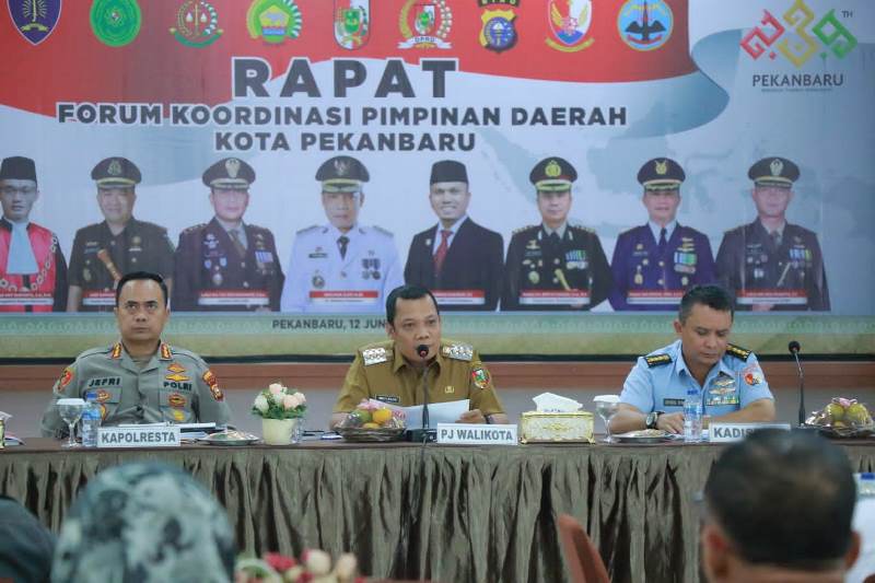 Bahas Persiapan Idul Adha Hingga Pengungsi Asing, Pj Wako Muflihun Pimpin Rapat Forkopimda